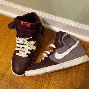 Nike Dunks(burgundy)